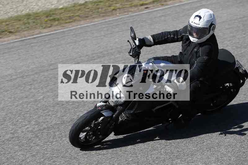 /01 02.04.2026 MAZ ADR/Gruppe rot/47